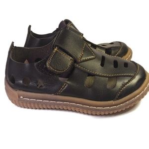 Ameta Brown Toddler Cut Out Sandals sz: 8